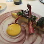 フランス産ホワイトアスパラガス