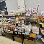 セブンイレブン - 店内1
本コーナーと同じくらいの面積