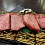 焼肉八七 - 上塩タン