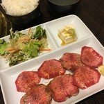 Wagyuu Yakiniku Ryuujin - 