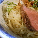 麺はこんな感じ