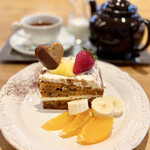 CAFE KATEMAO - キャロットケーキ、マルコポーロ♡