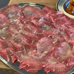 焼肉 眞佐可 名駅店 - 上塩タン