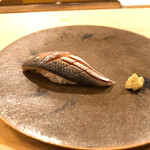 木挽町 とも樹 - 小肌のおぼろ挟みのにぎり