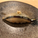 木挽町 とも樹 - さよりのにぎり