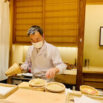 日本橋 蕎ノ字 - ◎店内で打った蕎麦を、〆で食べさせてくれる。