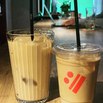 Cafe&LiveBar BRAN - アイスカフェラテ テイクアウトと店内用