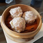 カオルーン - 肉シュウマイ３個2021.04.25