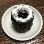 立町カヌレ+ - ブルーベリー 226円