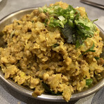 スリマンガラム - フィッシュポリヤル
      これどんぶり飯にかけて喰いたいわ…。