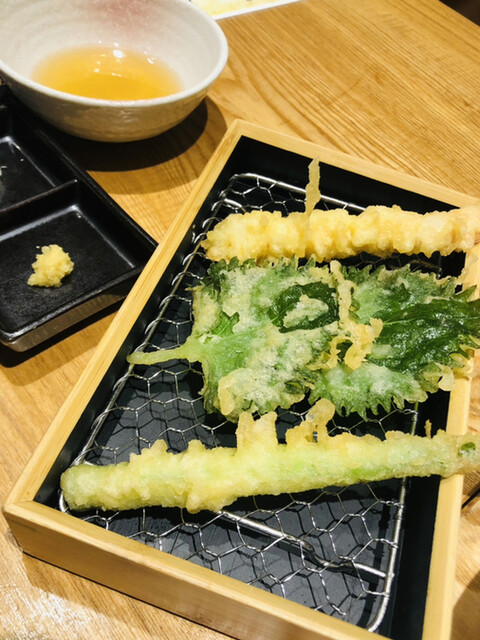 カレーうどん専門店 千吉 栄店 カレーうどん専門店 せんきち 栄 名古屋 カレーうどん ネット予約可 食べログ