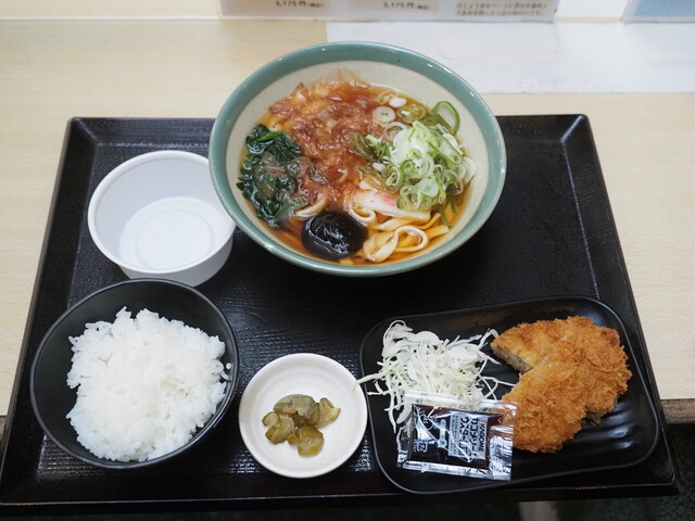 宮きしめん 神宮店 神宮前 そば うどん 麺類 その他 食べログ 宮きしめん 神宮店 神宮前 そば うどん 麺類 その他 食べログ