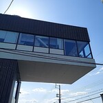 レガーロ - 片持ち梁のカタチが、見れば見るほど不思議でしょ。