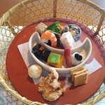 韻松亭 - 二の膳（花籠）