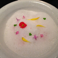 ラ・ボンヌターブル - 