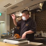 銀座 大石 - さばき方講義中