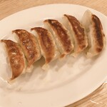 太陽ホエール - 焼き餃子　ハッピーアワー価格200円