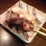 立呑み 博多流。 - モモとレバ