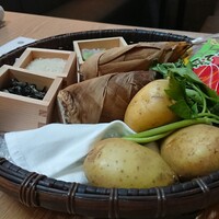 現代里山料理 ZEN HOUSE - 