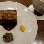 割烹 だいだい - 鶏軟骨のつくね、蕗味噌と春霞