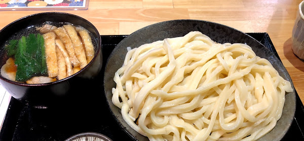 菓子屋横丁の雰囲気のあるうどん屋さん』by ゆうきかおる12045 : ゆ乃