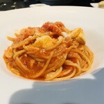 Amore - 生トマトとモッツァレラチーズのパスタ