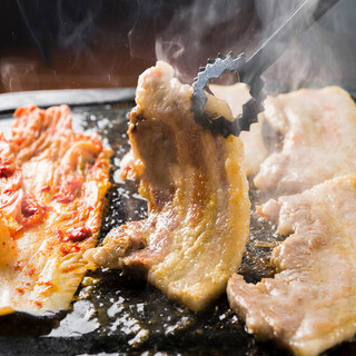Open記念 当店名物 サムギョプサル 90分食べ放題 1078円 韓国料理豚ブザ 新宿店 新宿 韓国料理 食べログ Open記念 当店名物 サムギョプサル 90分食べ放題 1078円 韓国料理豚ブザ 新宿店 新宿 韓国料理 食べログ