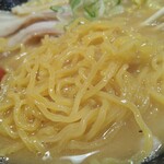 八味一心 - 麺のアップ