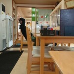 お食事処 リボン - 店内