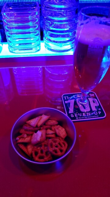 ラウド アフェクション 秋田｜個性的カクテルと居心地の良いバー