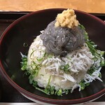 秋本 - 生しらす丼　¥1,650税込