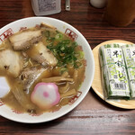 中華そば専門店 井出商店 - 特製中華そば、早すし×2