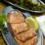 大阪焼肉・ホルモン ふたご - タン