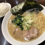 ラーメン堂仙台っ子 仙台駅前店 - 仙台っ子ラーメン＆サービスライス