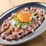 平澤精肉店 - ラム炙りユッケ