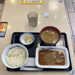 松屋 - サバの味噌煮定食豚汁にかえると880円