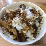 チャーシュー丼 (300円)