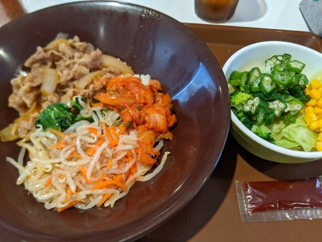 すき家 31号呉海岸通り店 - 川原石/牛丼 | 食べログ すき家 31号呉海岸通り店 - 川原石/牛丼 | 食べログ