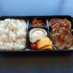Grilled fresh lamb Bento (boxed lunch)