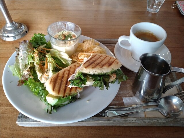 ピット21 カフェ Pit21 Cafe 西金沢 カフェ 食べログ