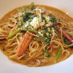 アジル - ドルチェランチ（紅ズワイ蟹とほうれん草のクリームスパゲティ）