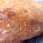 ウシマル - フォカッチャ(おかわり自由)