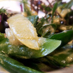 ウシマル - サラダ