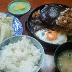 いわちゃん亭 - ジャンボハンバーグ定食