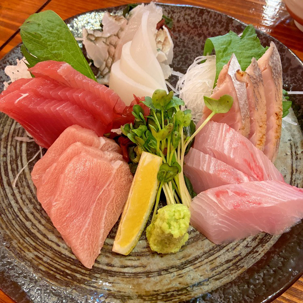 えいこ鮮魚店 石垣市 魚介料理 海鮮料理 食べログ