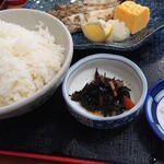みなと亭 - 定食のご飯・小鉢