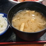 みなと亭 - 定食の味噌汁