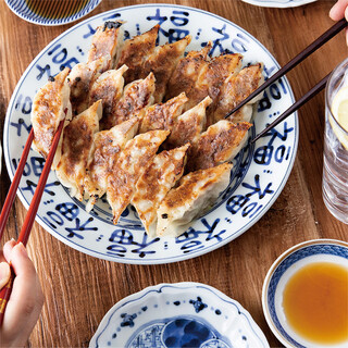 Kyoto's No. 1 female approval rating Easy to eat Kyoto Gyoza / Dumpling with Kyoto ingredients and Kyoto seasonings