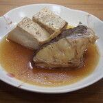 富士屋酒店 - 焼豆腐と鯛煮付け