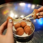 弐代目 韓国屋台Mr.チージュ - チーズボール